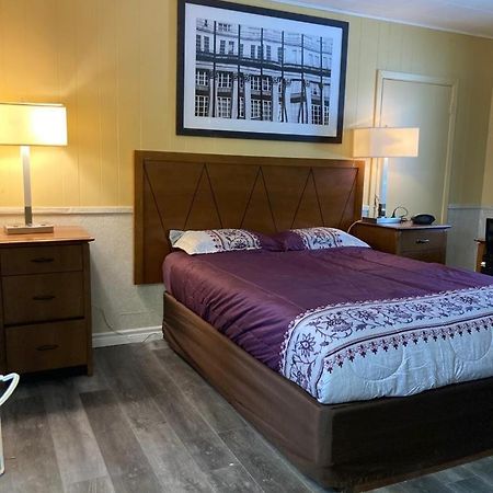 Pine Ridge Motel 티민스 외부 사진