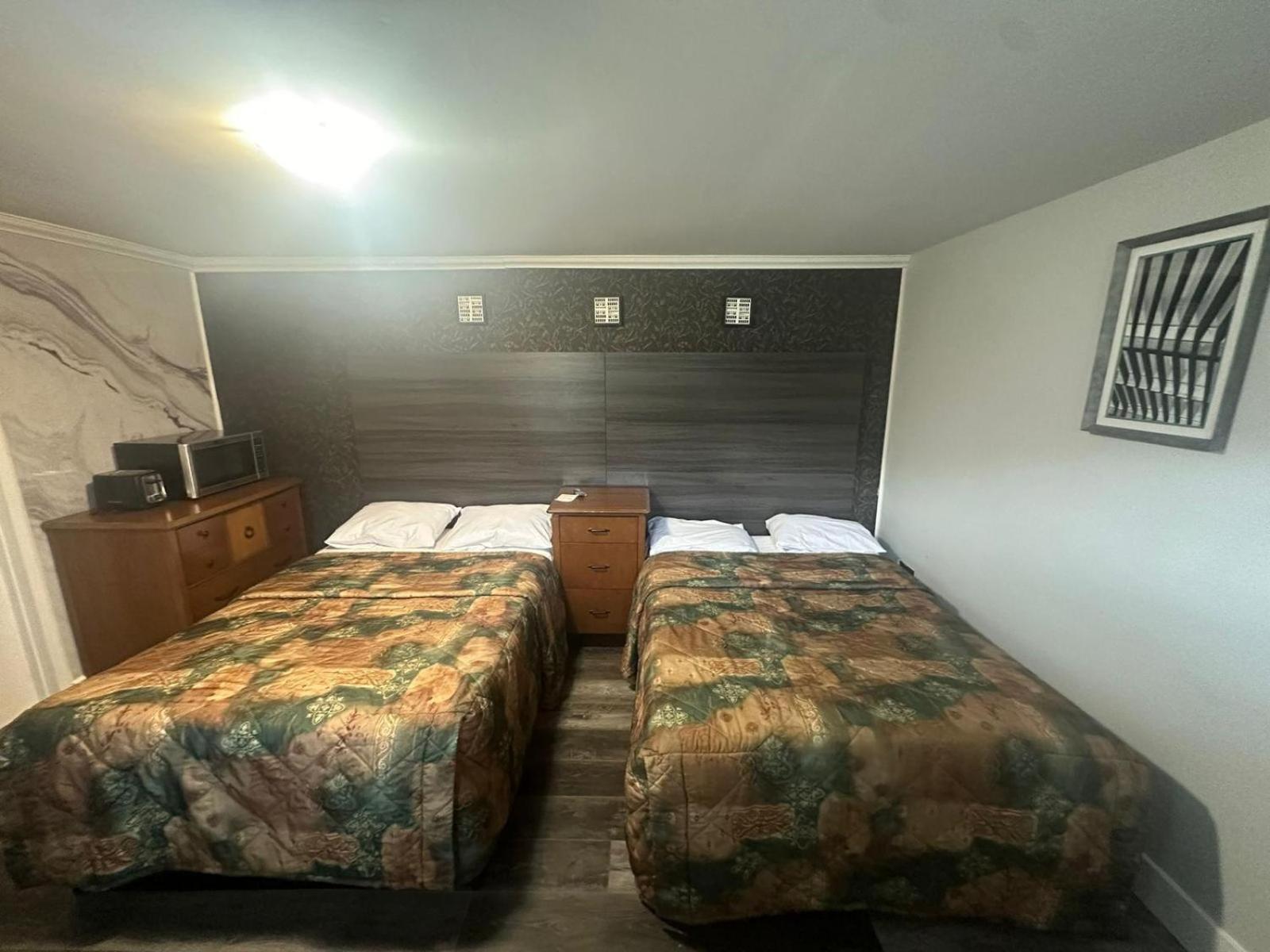 Pine Ridge Motel 티민스 외부 사진
