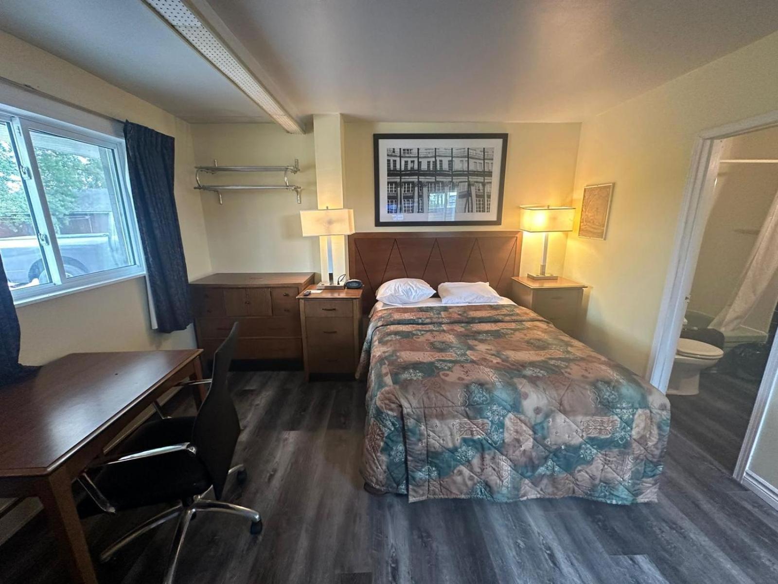 Pine Ridge Motel 티민스 외부 사진