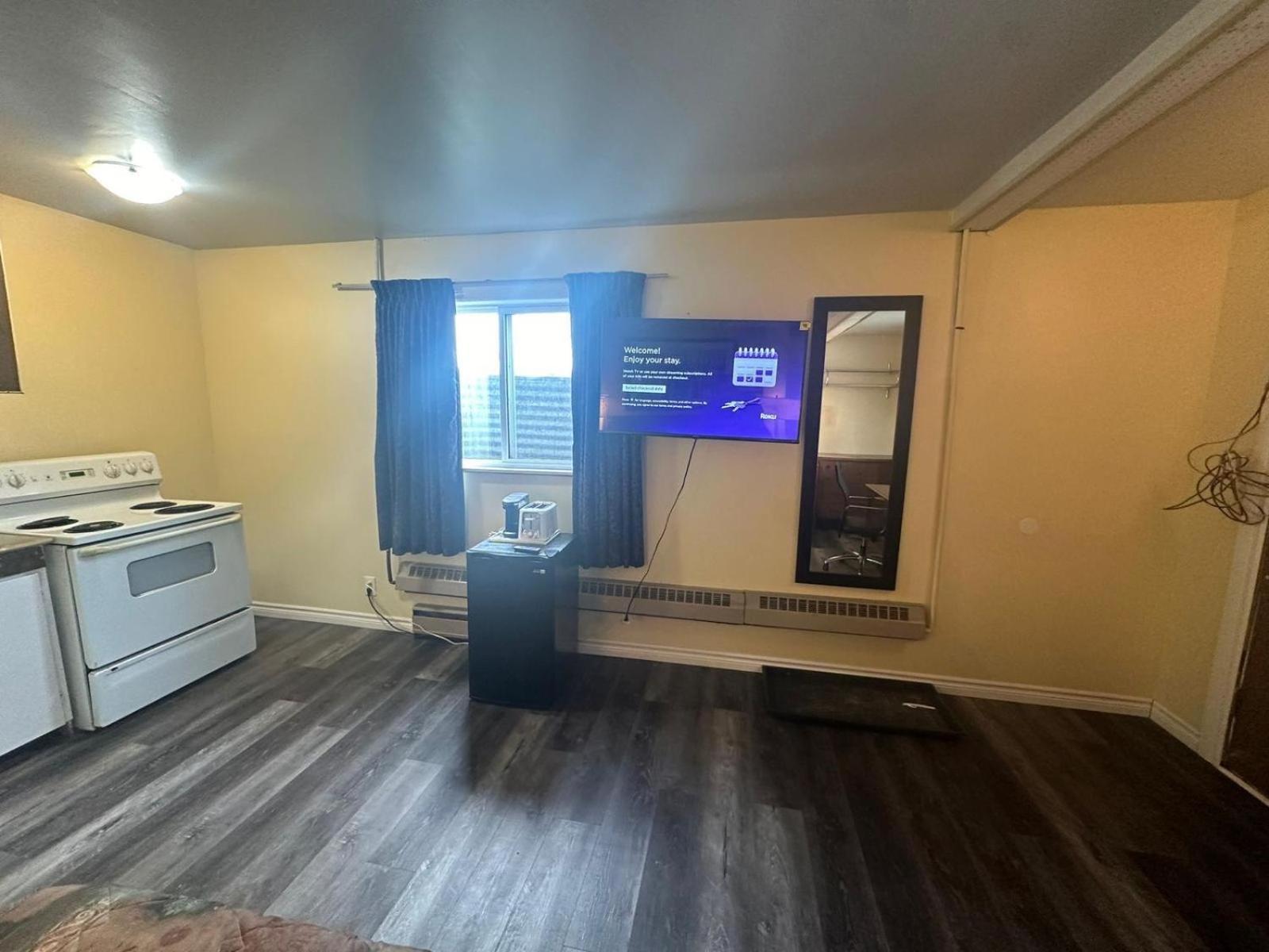 Pine Ridge Motel 티민스 외부 사진
